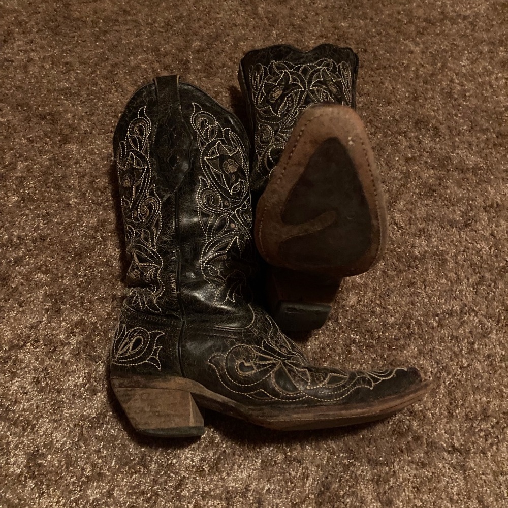 Corral Brown Boots with Durable Leather - Picture 2 of 5